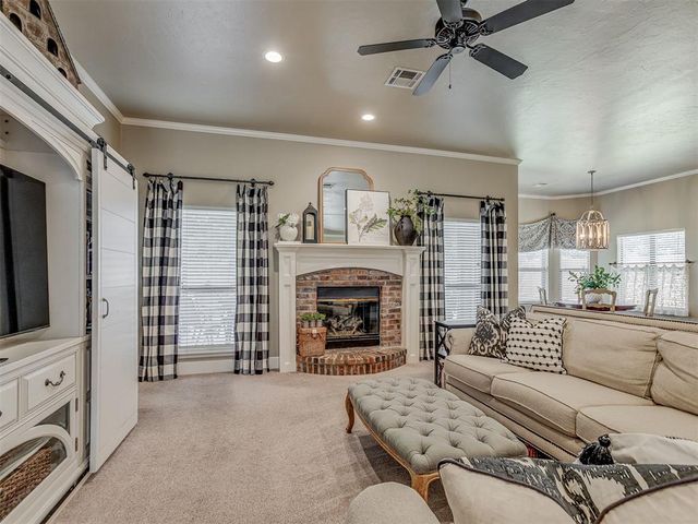 16205 Old Oak Drive, Edmond, OK 73013