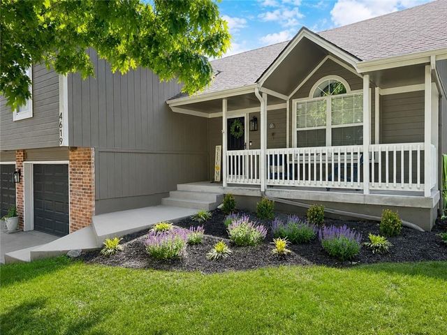 4619 SW 8th Street, Blue Springs, MO 64015