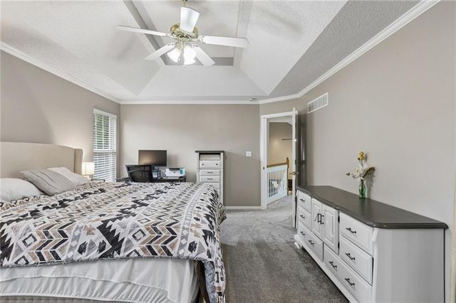 4619 SW 8th Street, Blue Springs, MO 64015