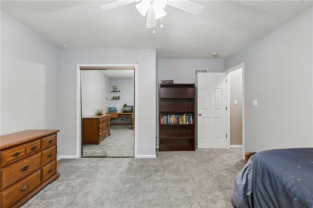 4619 SW 8th Street, Blue Springs, MO 64015