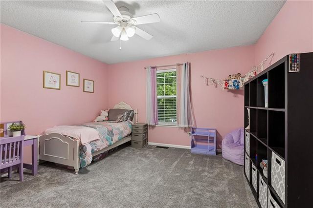 4619 SW 8th Street, Blue Springs, MO 64015