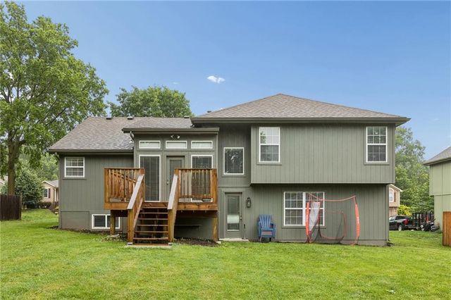 4619 SW 8th Street, Blue Springs, MO 64015