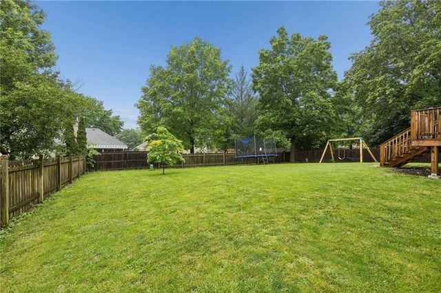4619 SW 8th Street, Blue Springs, MO 64015