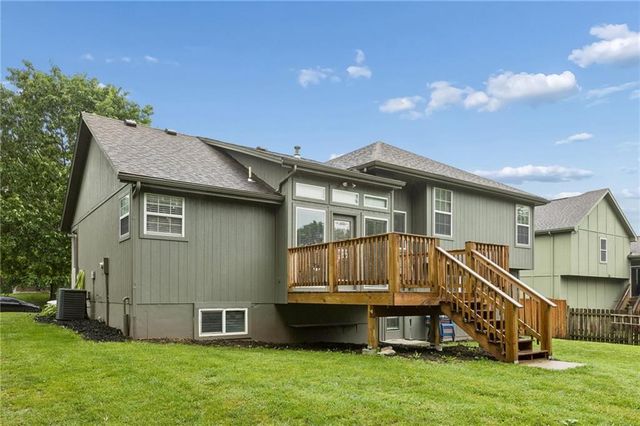 4619 SW 8th Street, Blue Springs, MO 64015
