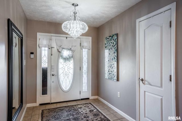 411 PRINCE Lane, Herrin, IL 62948