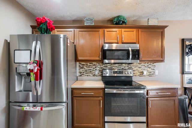 411 PRINCE Lane, Herrin, IL 62948