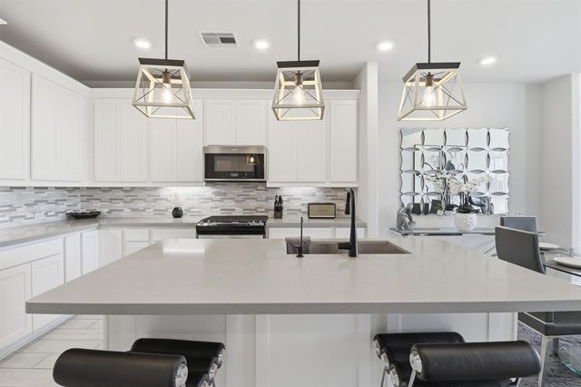 10126 Water Harbor Drive, Missouri City, TX 77459