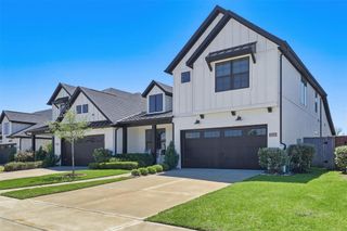10126 Water Harbor Drive, Missouri City, TX 77459