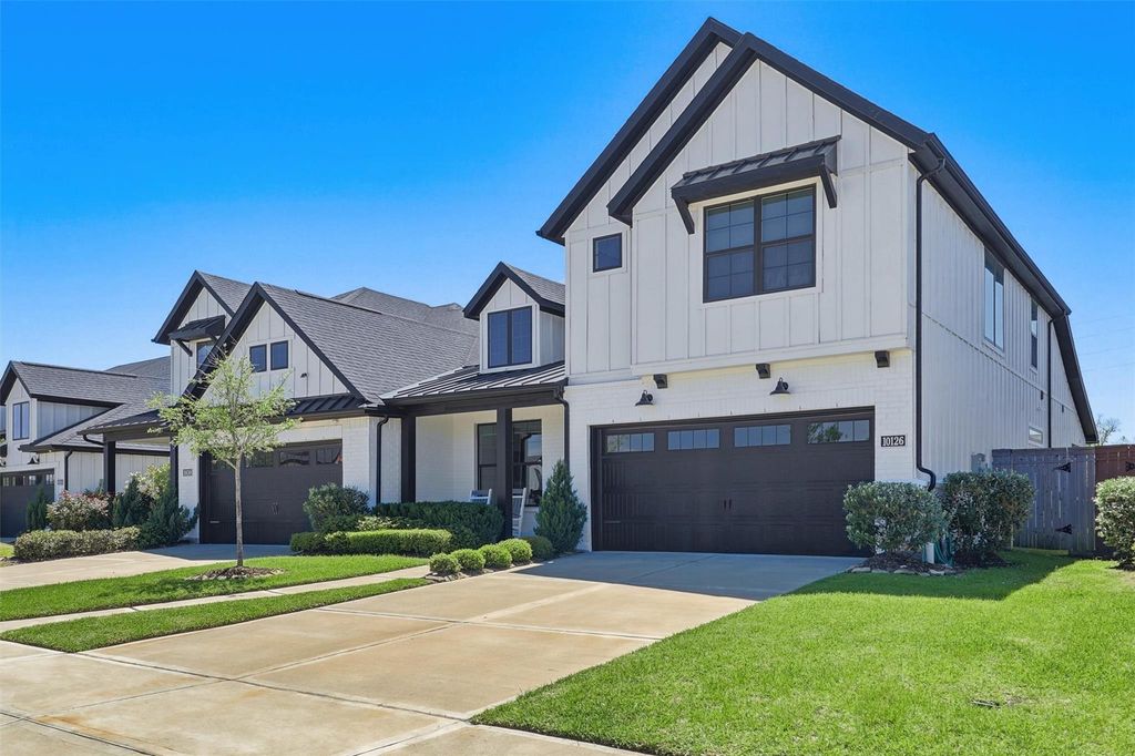 10126 Water Harbor Drive, Missouri City, TX 77459