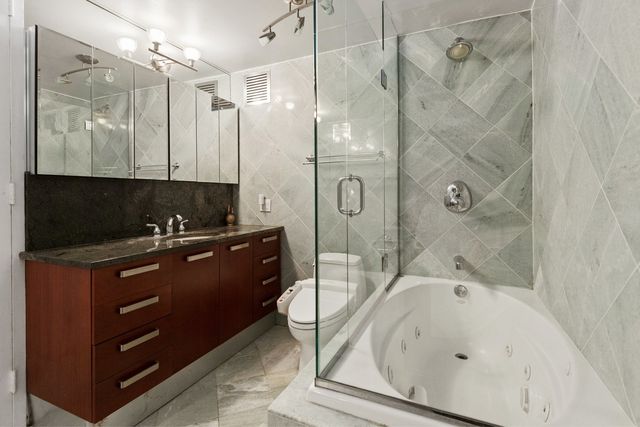 505 N Lake Shore Drive 4911, Chicago, IL 60611