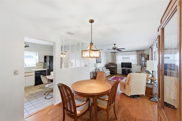 8566 108TH WAY, Seminole, FL 33772