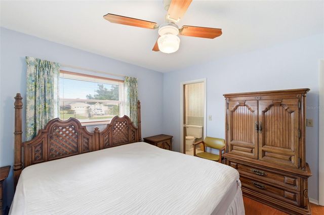 8566 108TH WAY, Seminole, FL 33772