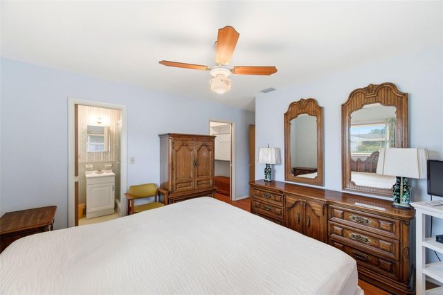 8566 108TH WAY, Seminole, FL 33772