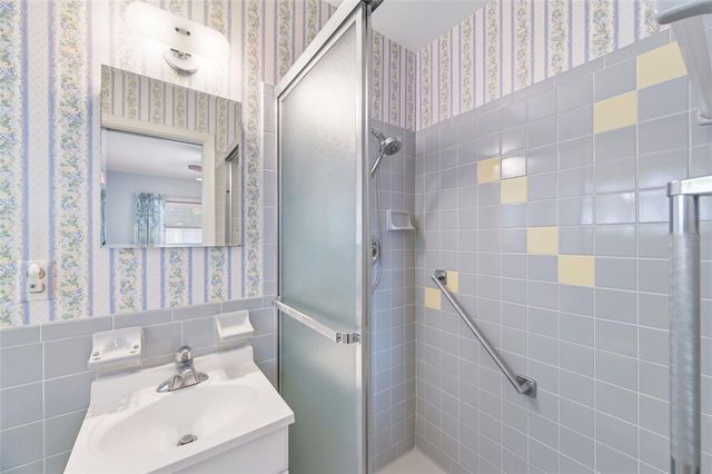 8566 108TH WAY, Seminole, FL 33772