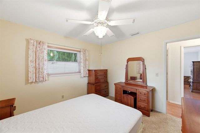 8566 108TH WAY, Seminole, FL 33772