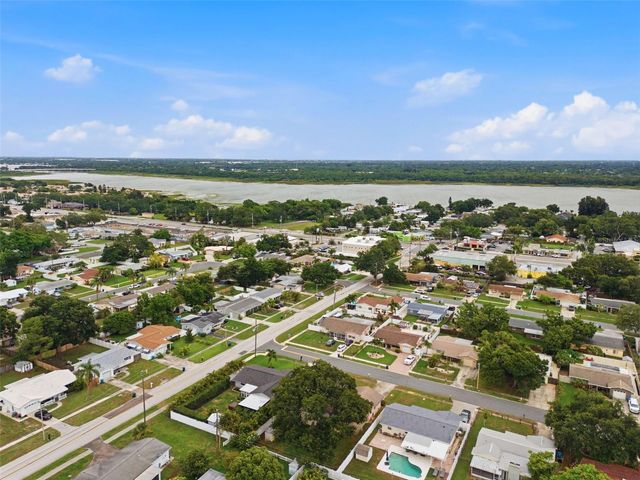 8566 108TH WAY, Seminole, FL 33772