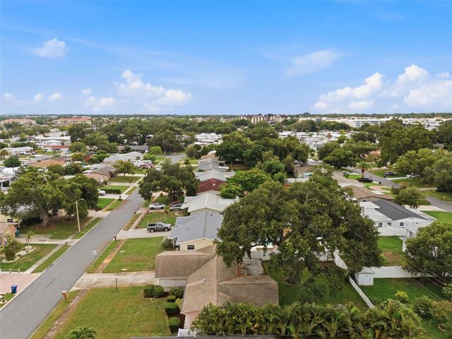 8566 108TH WAY, Seminole, FL 33772