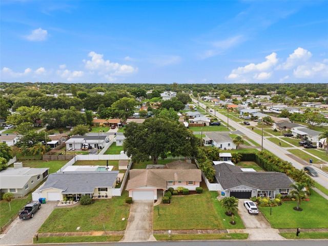 8566 108TH WAY, Seminole, FL 33772