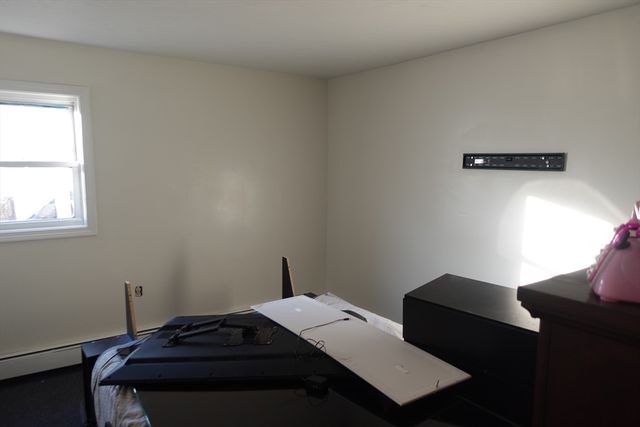 47 Rockaway St, Lynn, MA 01902