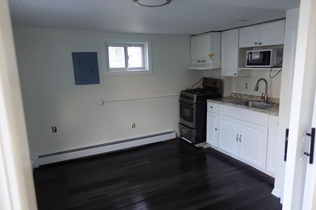 47 Rockaway St, Lynn, MA 01902