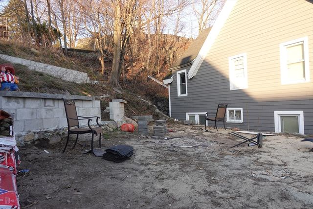 47 Rockaway St, Lynn, MA 01902