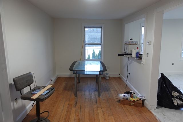 47 Rockaway St, Lynn, MA 01902