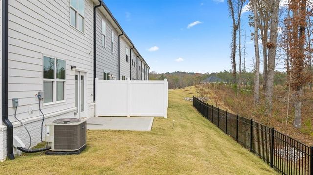 241 Sound Circle, Stockbridge, GA 30281