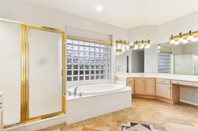 6460 E TRAILRIDGE Circle 2, Mesa, AZ 85215