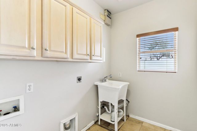 6460 E TRAILRIDGE Circle 2, Mesa, AZ 85215