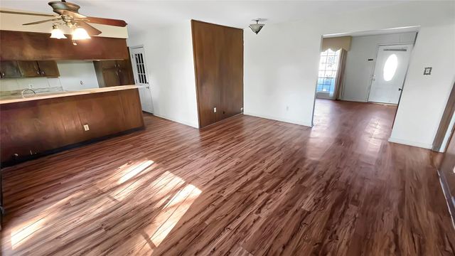 4142 Brookston Street, Houston, TX 77045