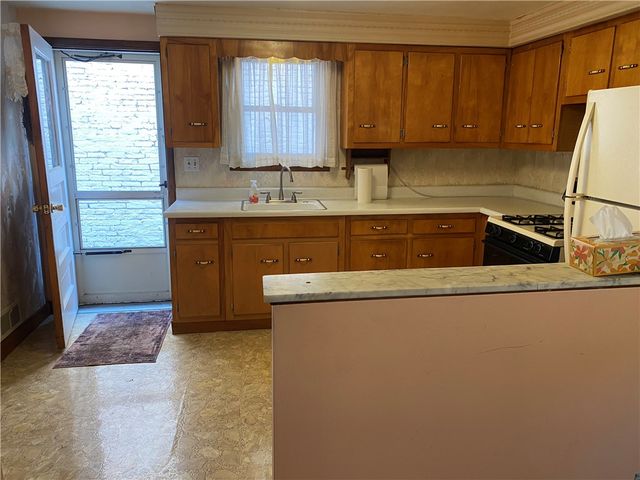 223 12th St, Sharpsburg, PA 15215