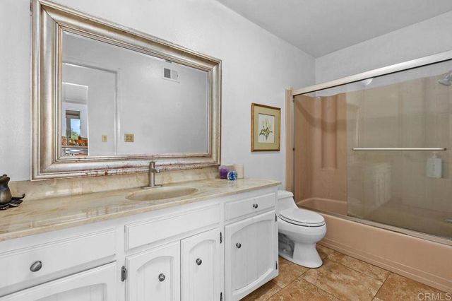 1154 Via Valle, Escondido, CA 92029