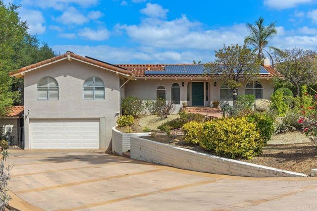 1154 Via Valle, Escondido, CA 92029