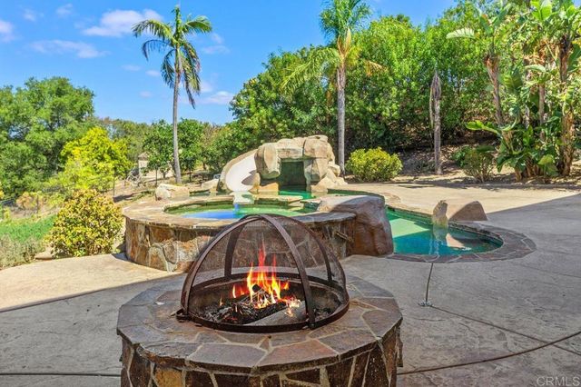 1154 Via Valle, Escondido, CA 92029