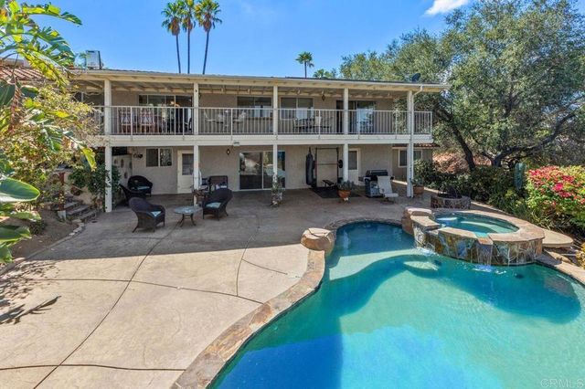 1154 Via Valle, Escondido, CA 92029