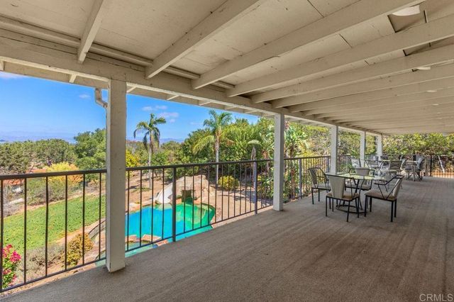 1154 Via Valle, Escondido, CA 92029