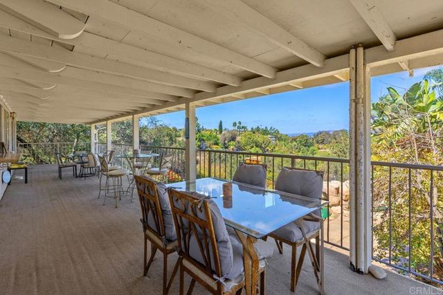 1154 Via Valle, Escondido, CA 92029