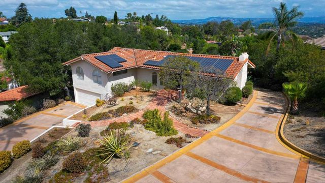 1154 Via Valle, Escondido, CA 92029
