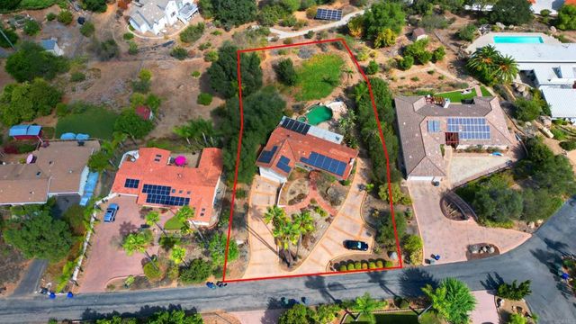 1154 Via Valle, Escondido, CA 92029