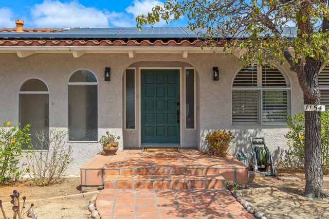 1154 Via Valle, Escondido, CA 92029