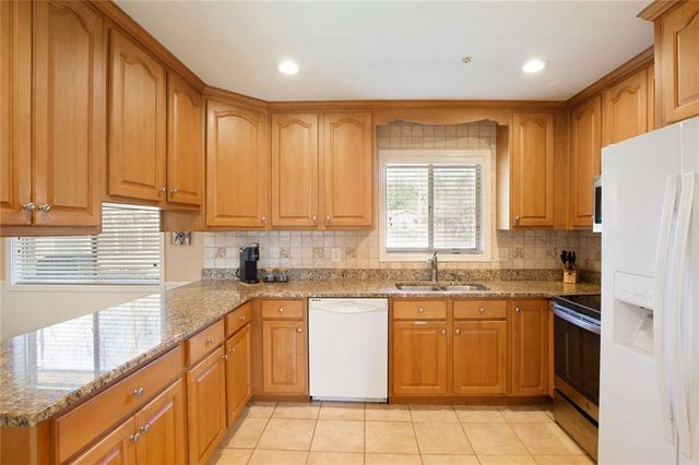 2850 Peeler Road, Dunwoody, GA 30360