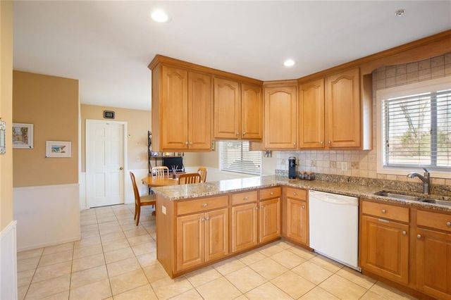 2850 Peeler Road, Dunwoody, GA 30360