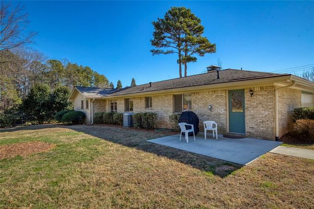 2850 Peeler Road, Dunwoody, GA 30360