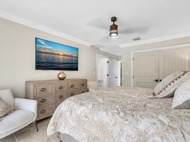 1525 SE 12th Street, Deerfield Beach, FL 33441