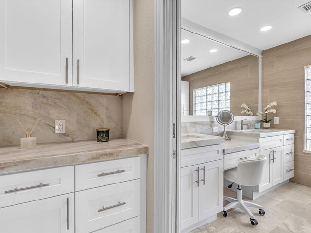1525 SE 12th Street, Deerfield Beach, FL 33441