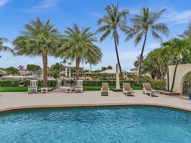 1525 SE 12th Street, Deerfield Beach, FL 33441