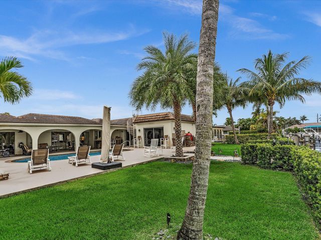 1525 SE 12th Street, Deerfield Beach, FL 33441