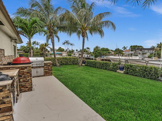 1525 SE 12th Street, Deerfield Beach, FL 33441