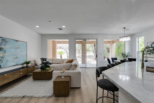 5029 Alfingo Street, Las Vegas, NV 89135