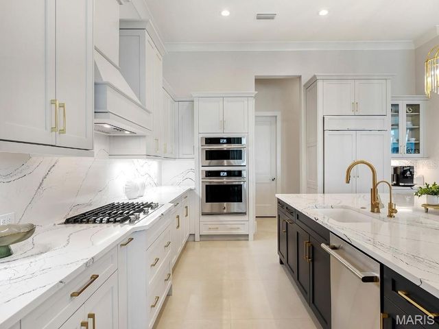 1504 TBB Kehrs Mill Road, Chesterfield, MO 63005